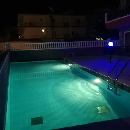 Milla Lux 3