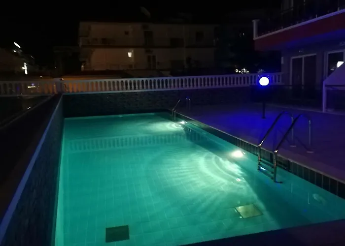 Milla Lux 3